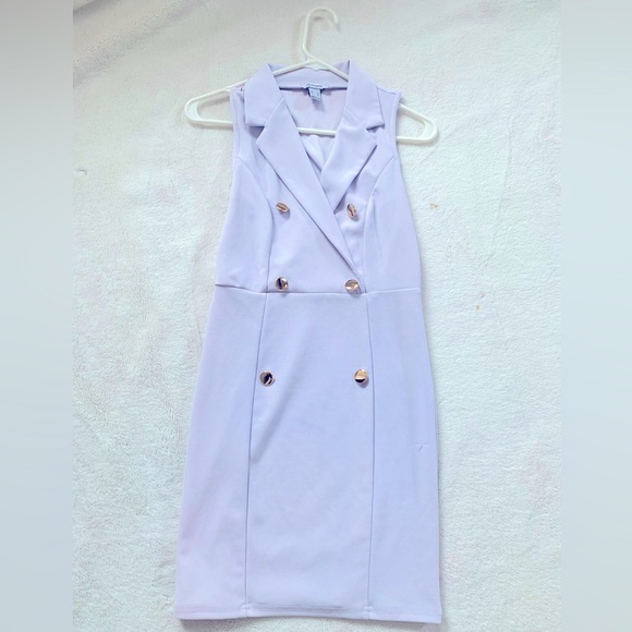 Dress - Picture 1 of 5